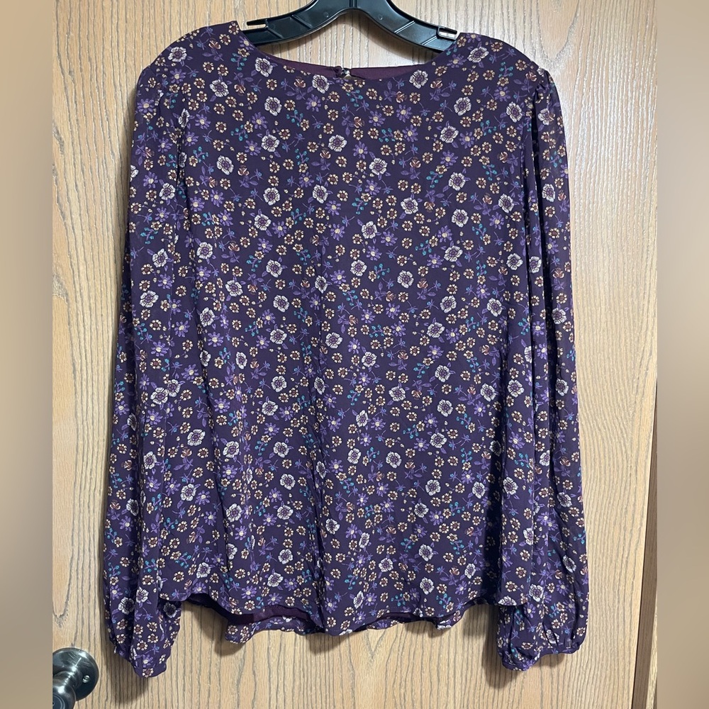 NWT Purple Floral Blouse with Button Keyhole Back